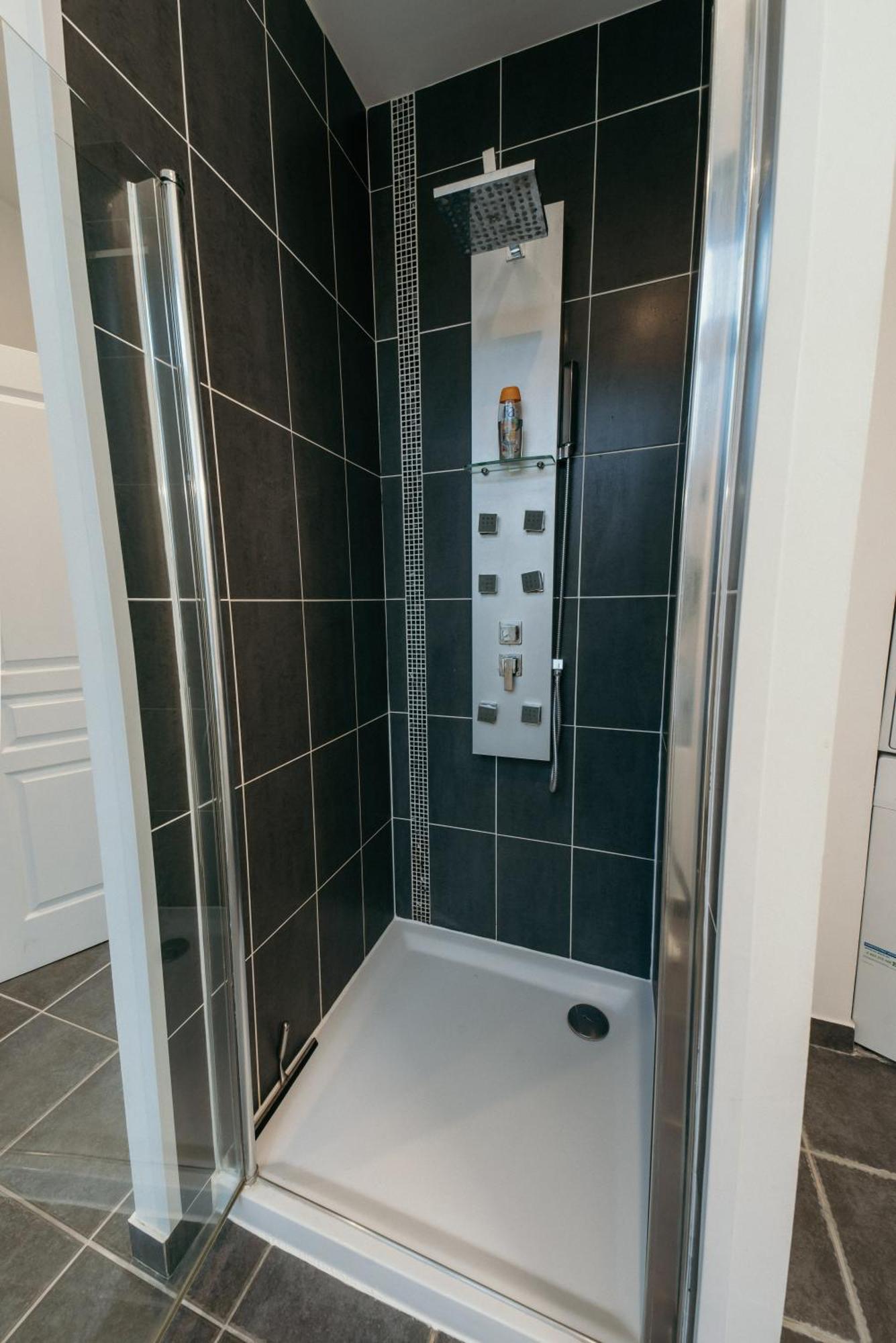 La Suite Delahaye Charleville-Mezieres Bagian luar foto