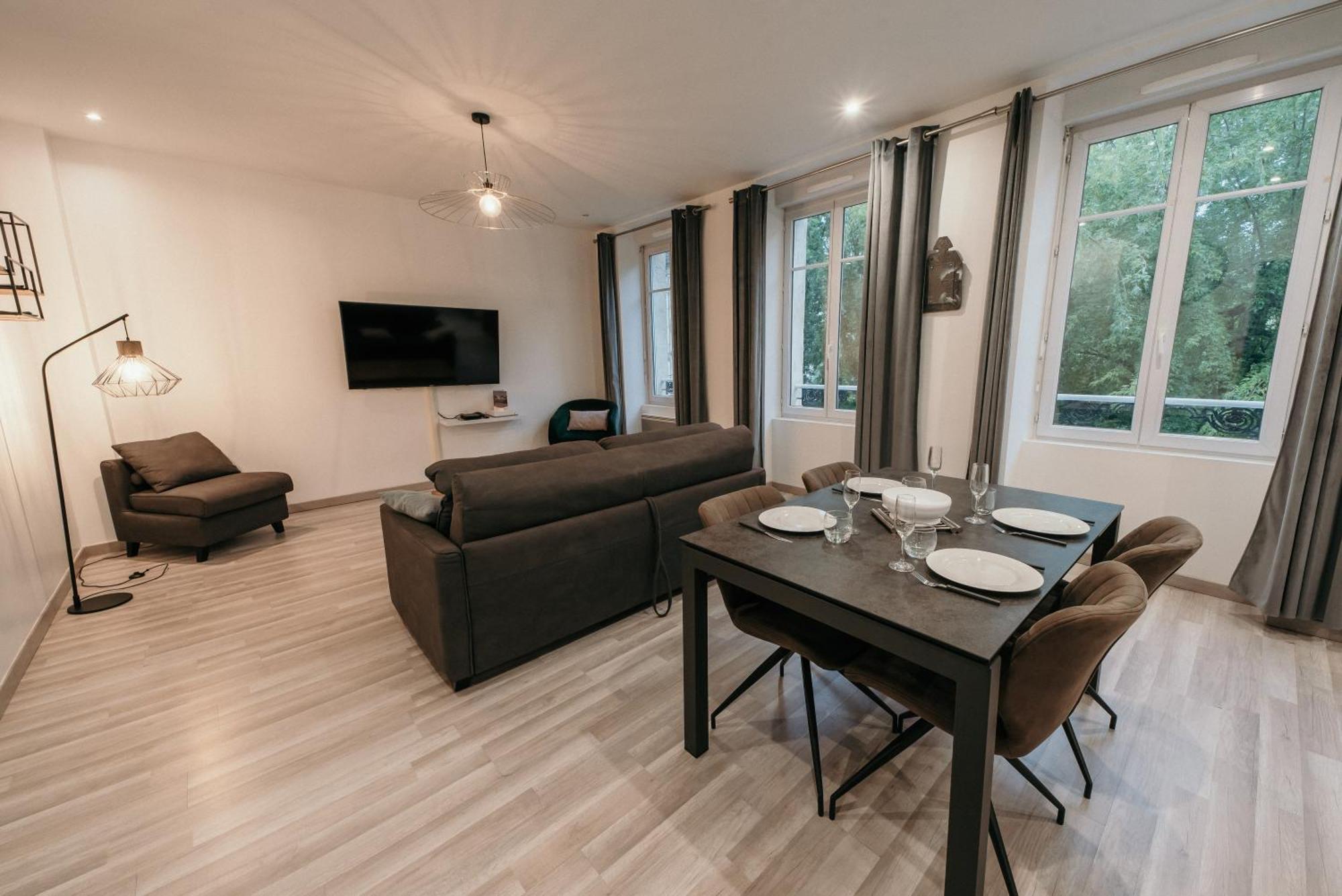 La Suite Delahaye Charleville-Mezieres Bagian luar foto